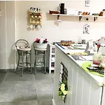 Panzió Cara 2*