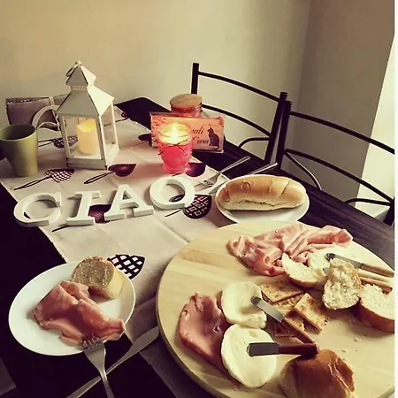 Cara Nápoly