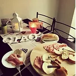 Cara Неаполь