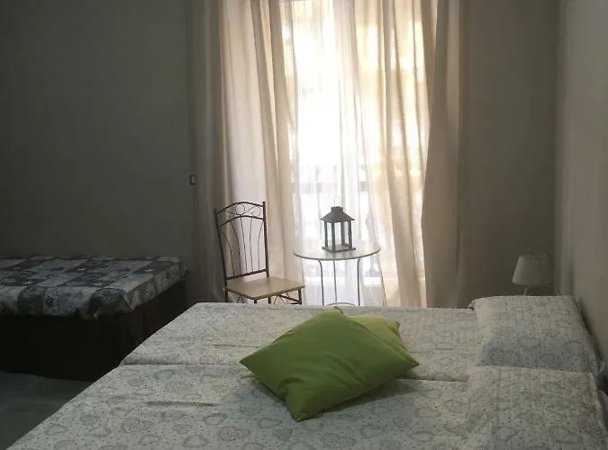 Cara Oda ve Kahvaltı 2*