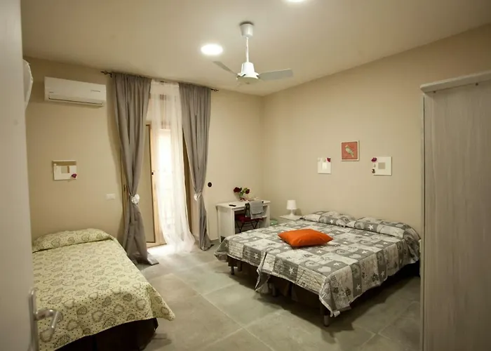 Oda ve Kahvaltı Cara 2*