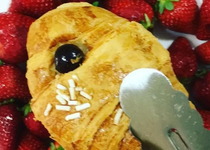 Oda ve Kahvaltı Cara 2*